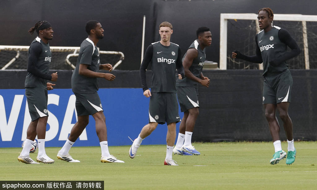 皇马筹资签哈兰德?曼联对加纳乔发出最后通牒,英超西甲转会大戏全面解析